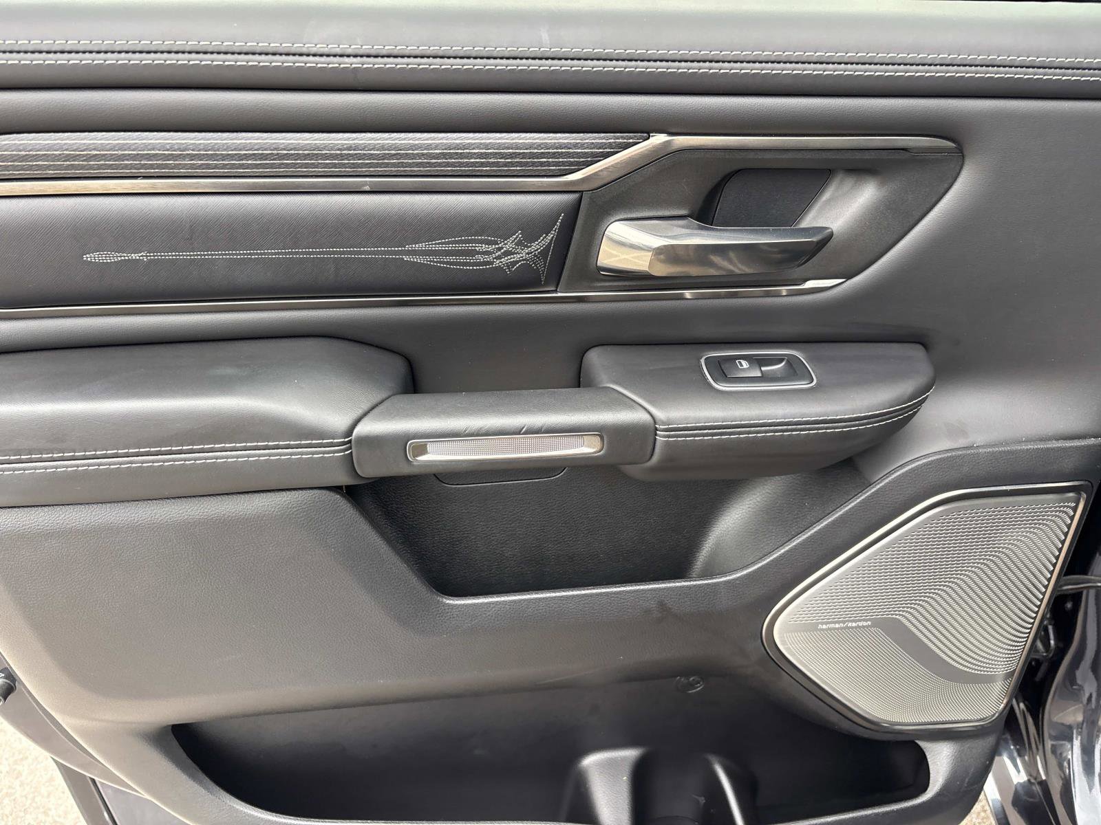 Used 2021 RAM 1500 Limited w/ Night Edition image 30