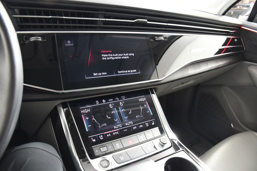 Used 2023 Audi Q7 3.0T Premium Plus image 32