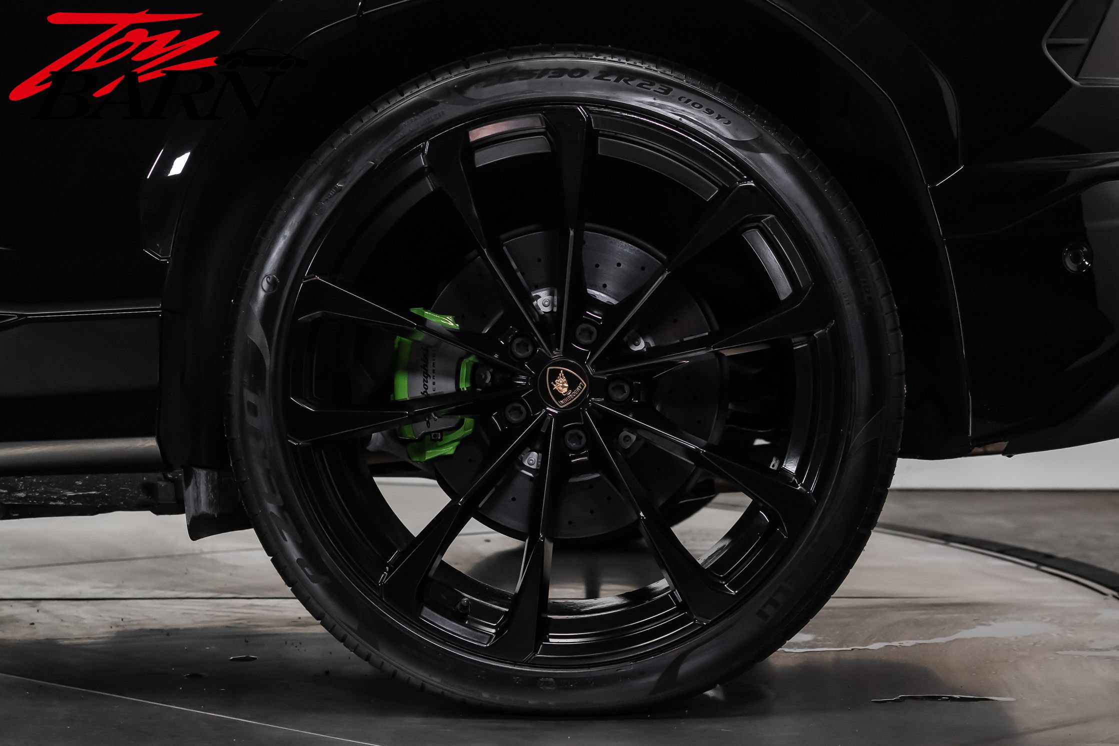 Used 2022 Lamborghini Urus AWD/4WD image 16