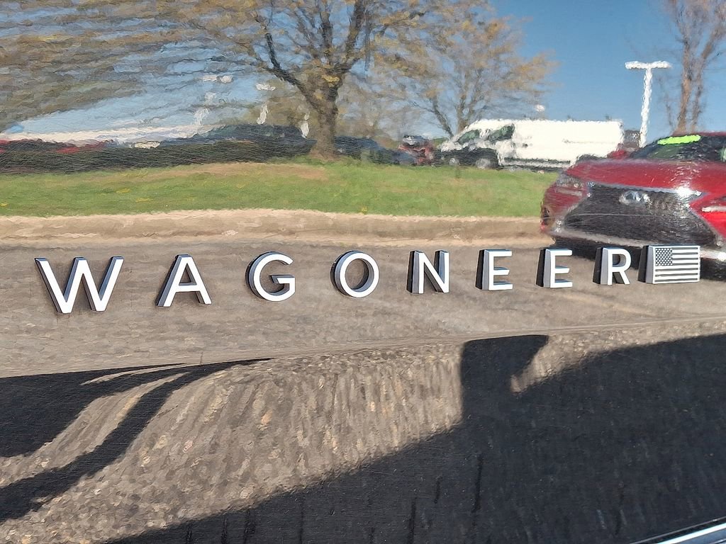 Used 2024 Jeep Wagoneer Series II w/ Flexible Seating Group image 33