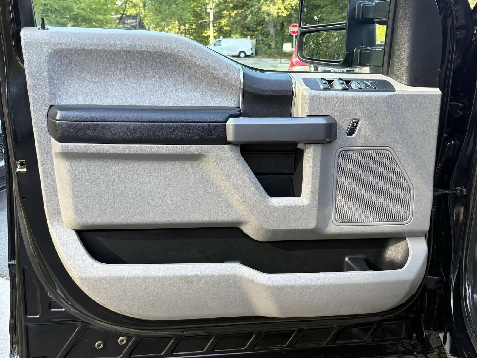 Used 2019 Ford F250 XLT image 19