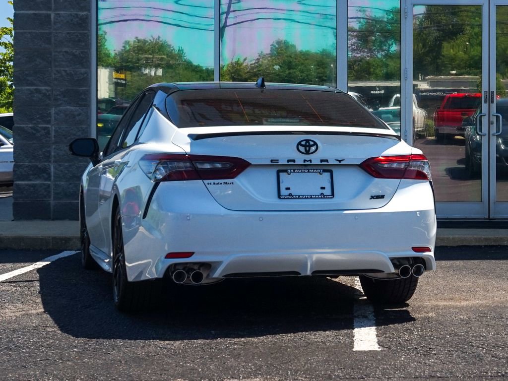 Used 2023 Toyota Camry XSE w/ Navigation Package FWD image 4