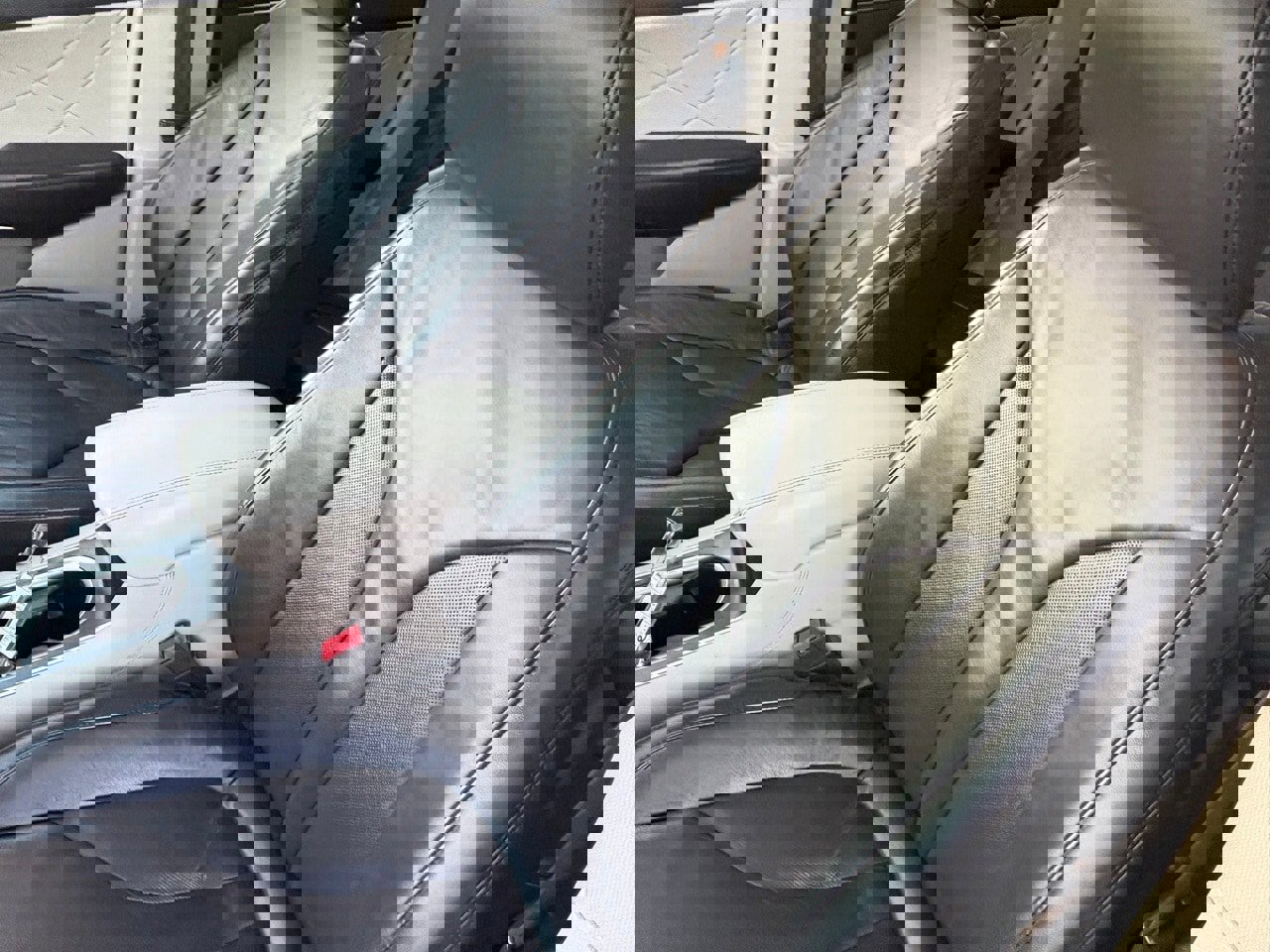 Used 2019 Lincoln MKC Select w/ Select Plus Package image 30