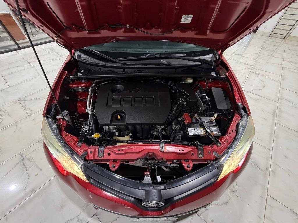 Used 2016 Toyota Corolla LE FWD image 4