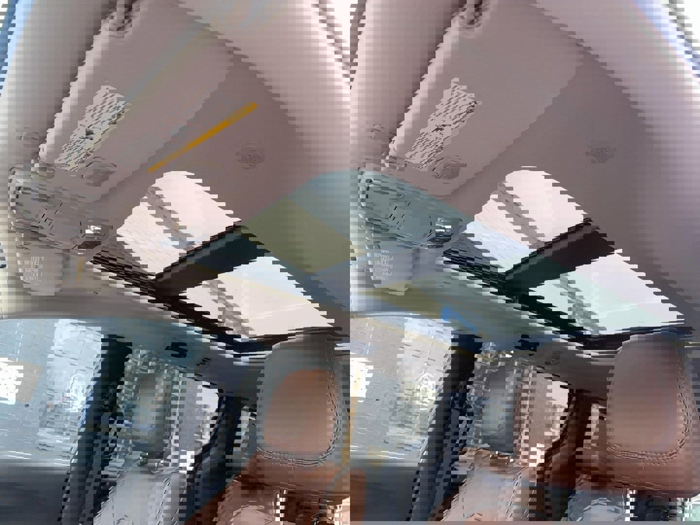 Used 2017 Chrysler Pacifica Limited w/ Tire & Wheel Group image 21