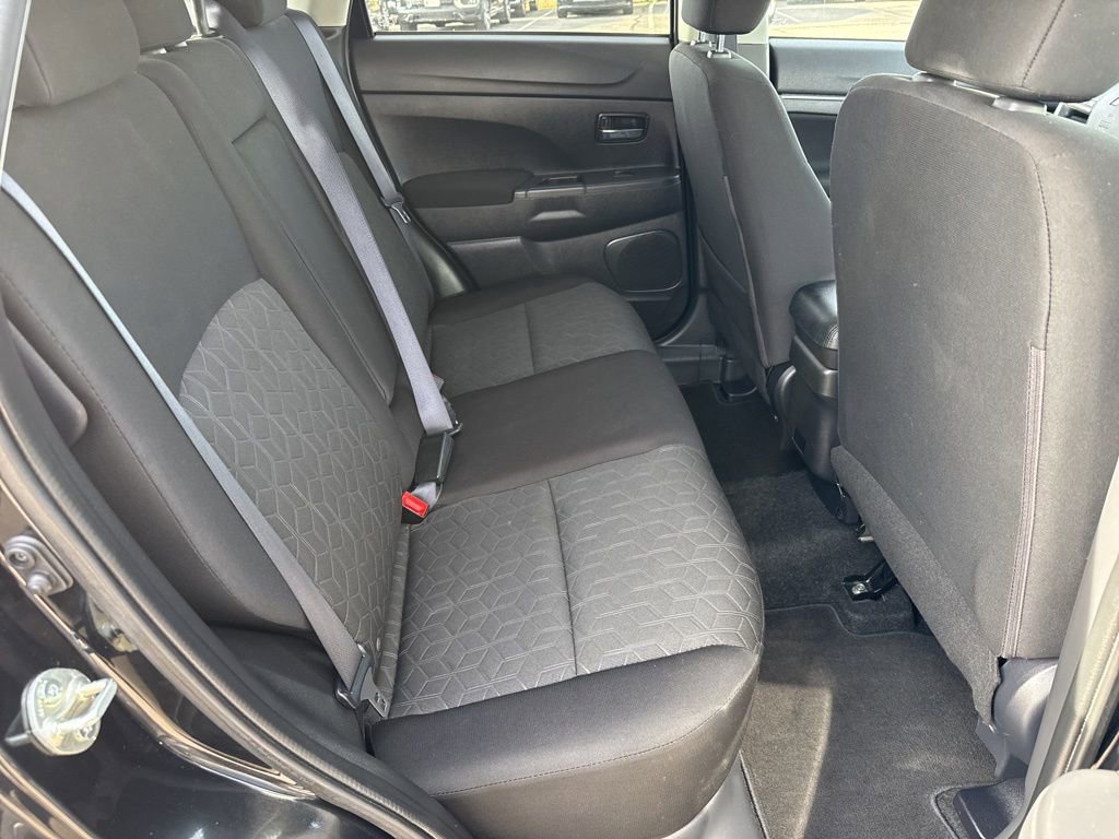 Used 2022 Mitsubishi Outlander Sport ES image 25