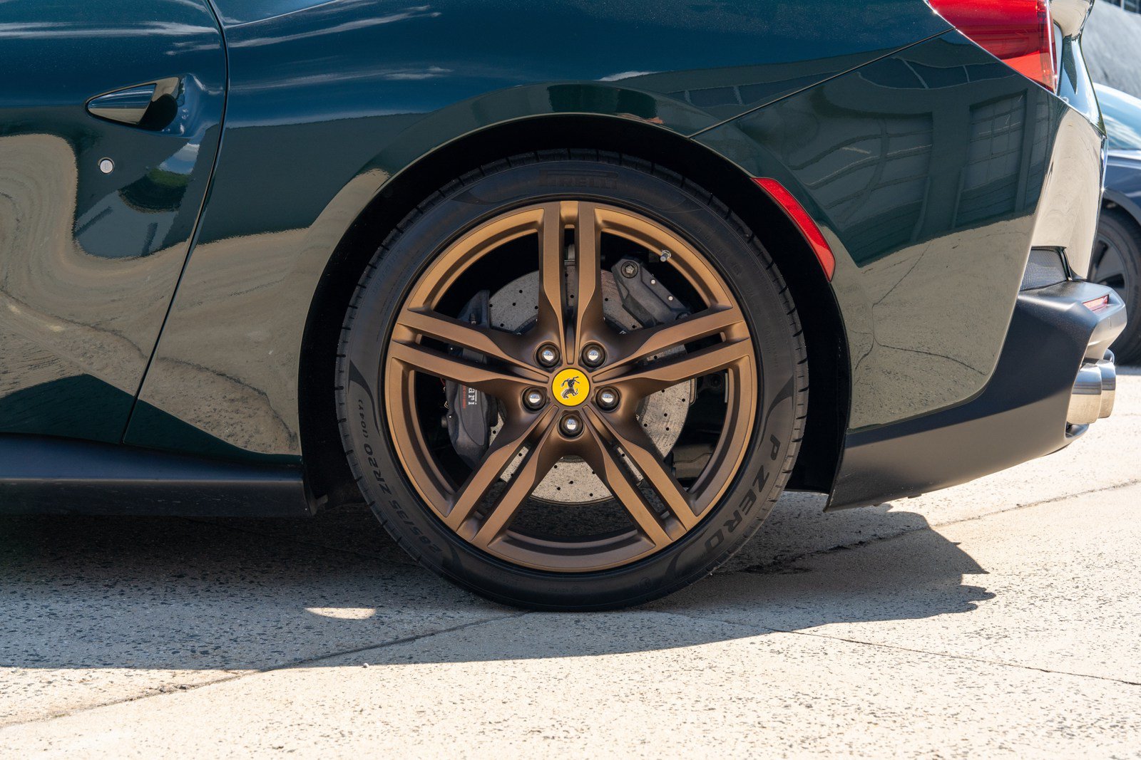 Used 2019 Ferrari Portofino RWD image 12
