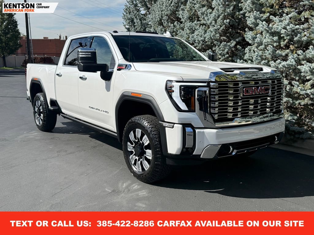 Used 2025 GMC Sierra 3500 Denali w/ Denali Reserve Package image 13
