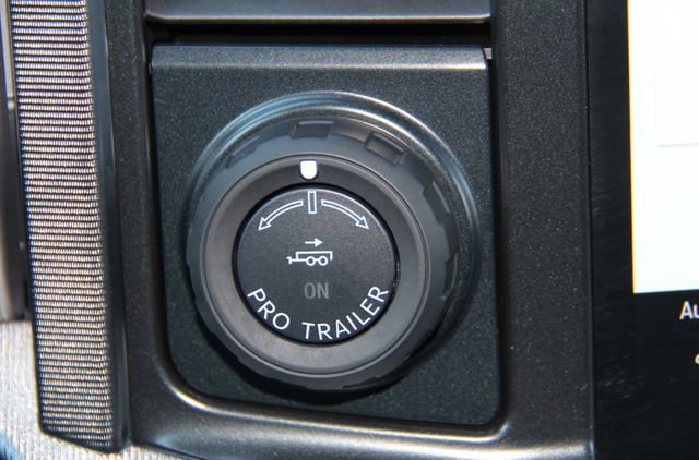 Used 2025 Ford F150 Platinum AWD/4WD image 36