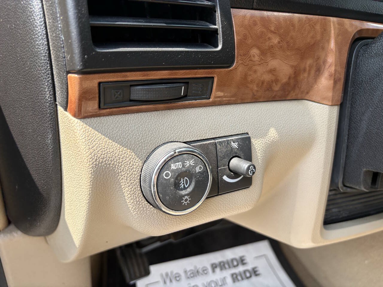 Used 2007 Saturn Outlook XR w/ Premium Trim Pkg FWD image 33