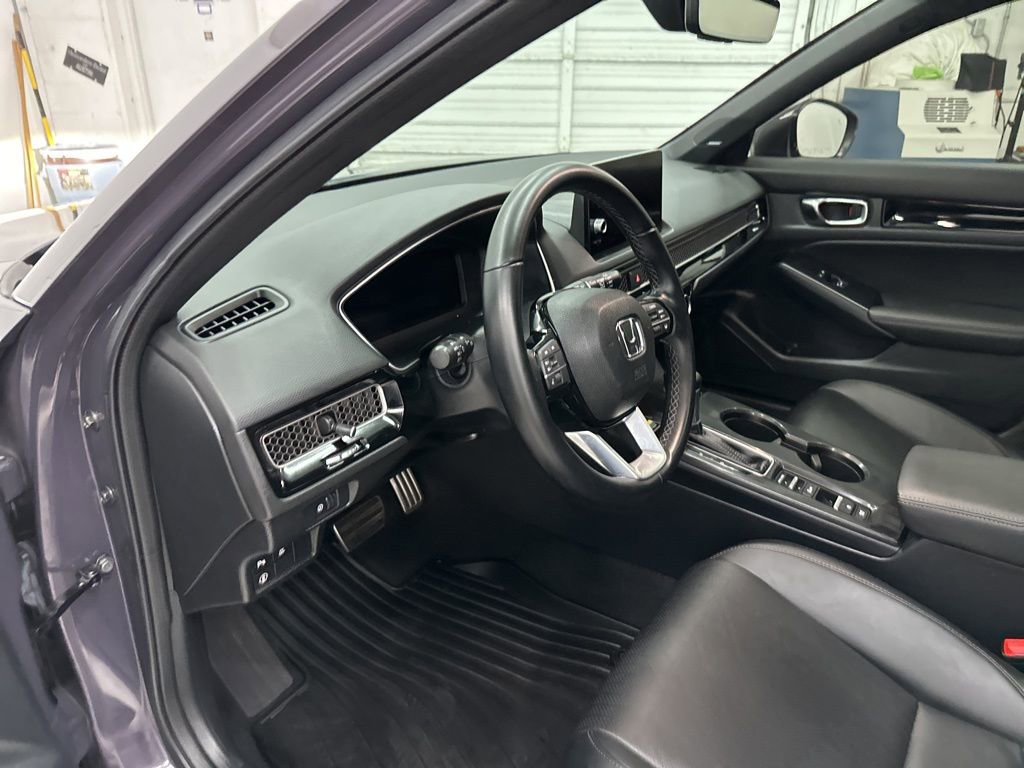 Used 2023 Honda Civic Sport Touring image 9