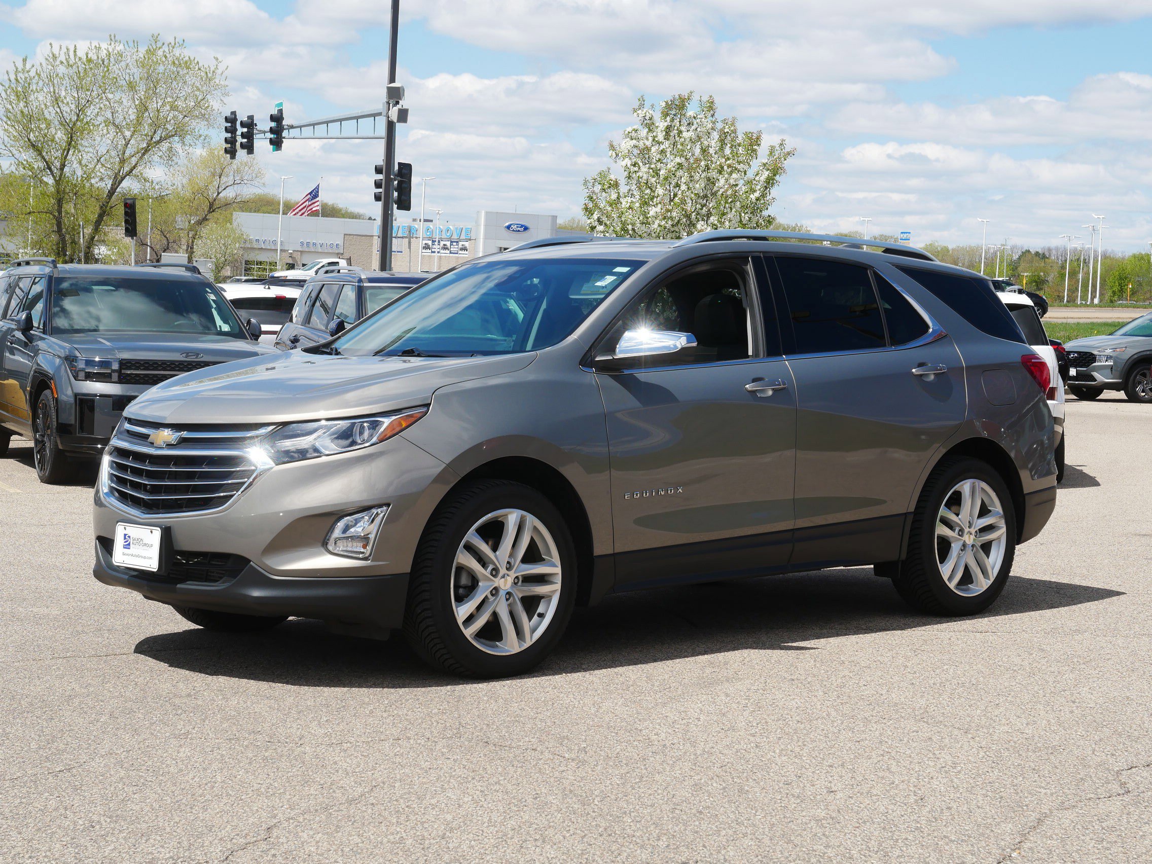 Used 2018 Chevrolet Equinox Premier AWD/4WD image 2