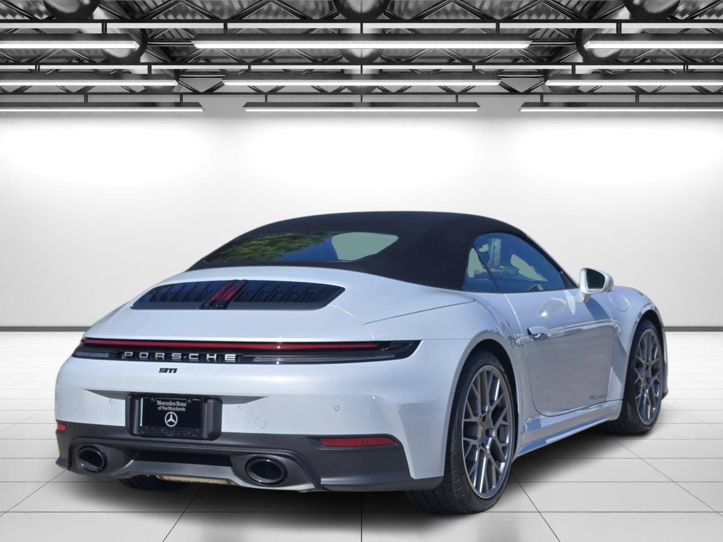 Used 2026 Porsche 911 Carrera RWD image 9