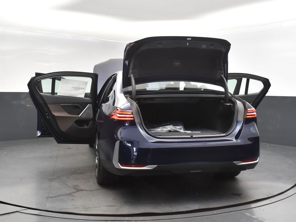 New 2026 BMW 530i w/ Premium Package image 51