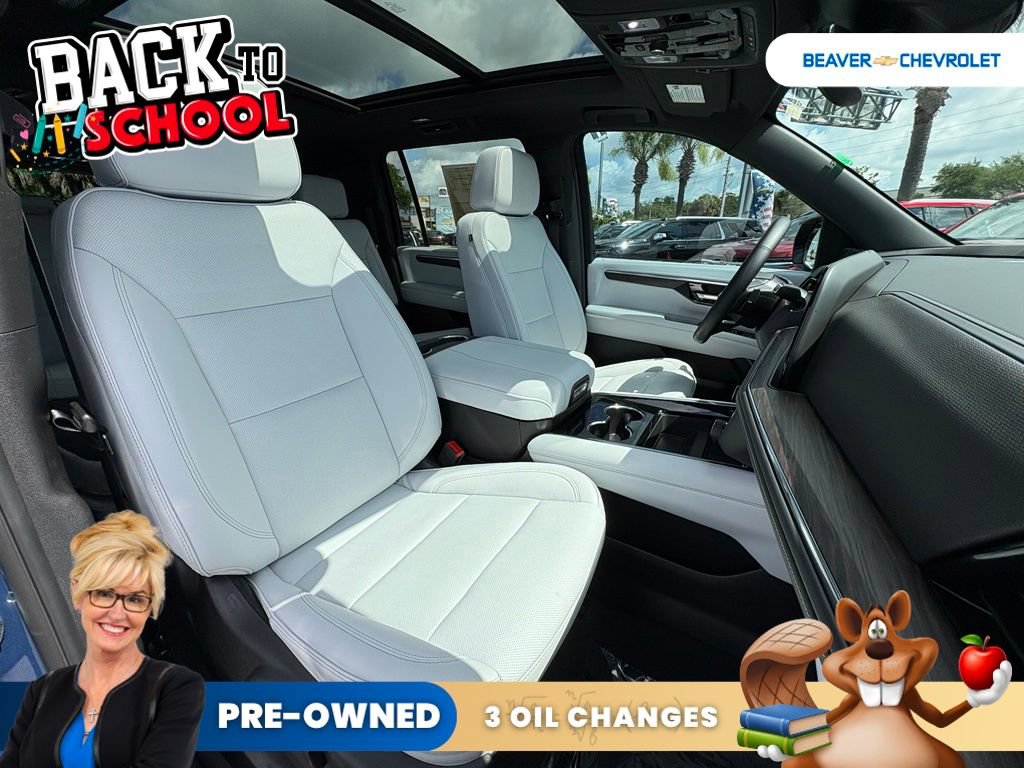 Used 2026 Chevrolet Suburban Premier w/ Sun And Tow Package RWD image 27