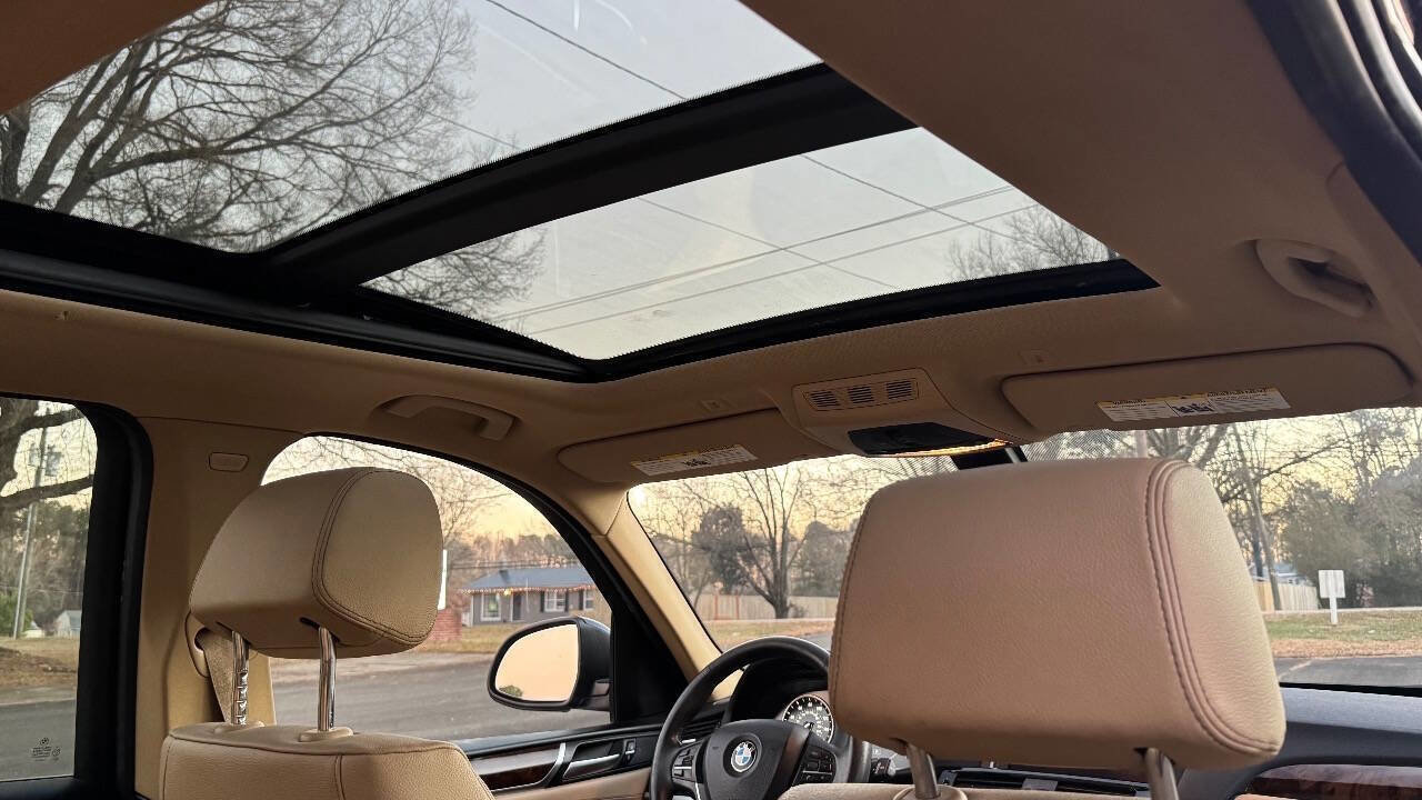 Used 2017 BMW X3 xDrive28i image 10