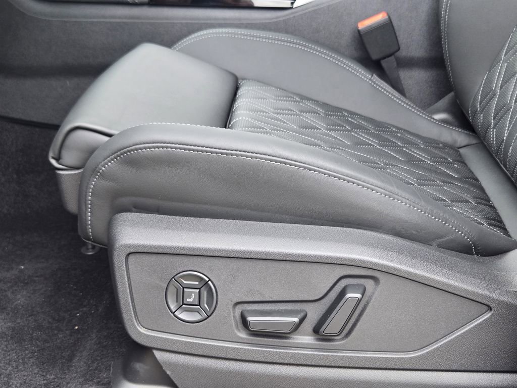 New 2026 Audi SQ5 Premium Plus AWD/4WD image 28