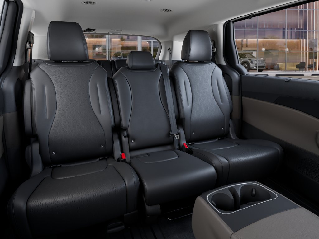 New 2027 Kia Carnival EX FWD image 16