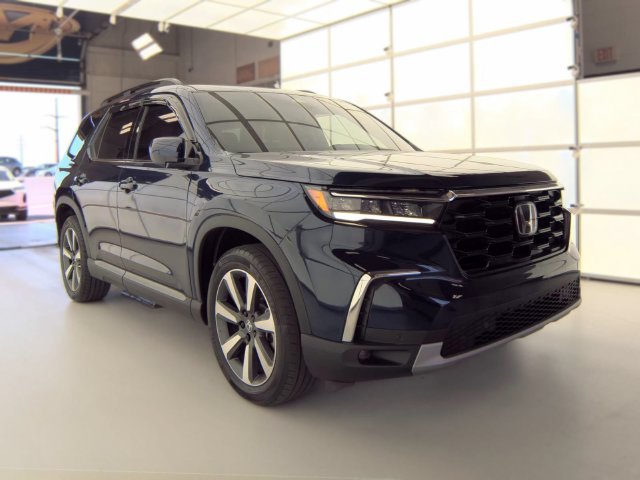 Used 2024 Honda Pilot Touring image 8