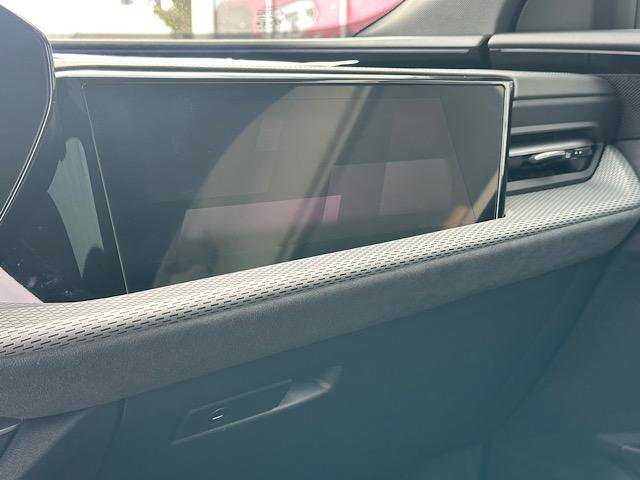 Used 2025 Audi SQ5 Prestige w/ Prestige Package image 29