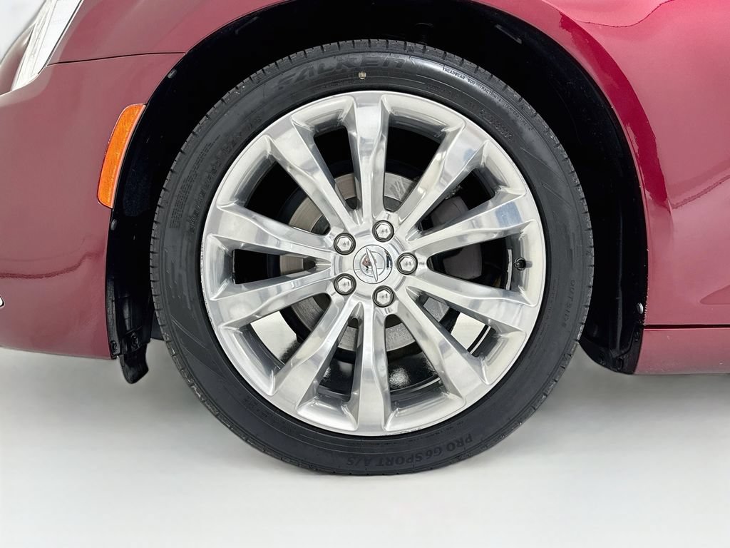 Used 2019 Chrysler 300 Limited RWD image 30