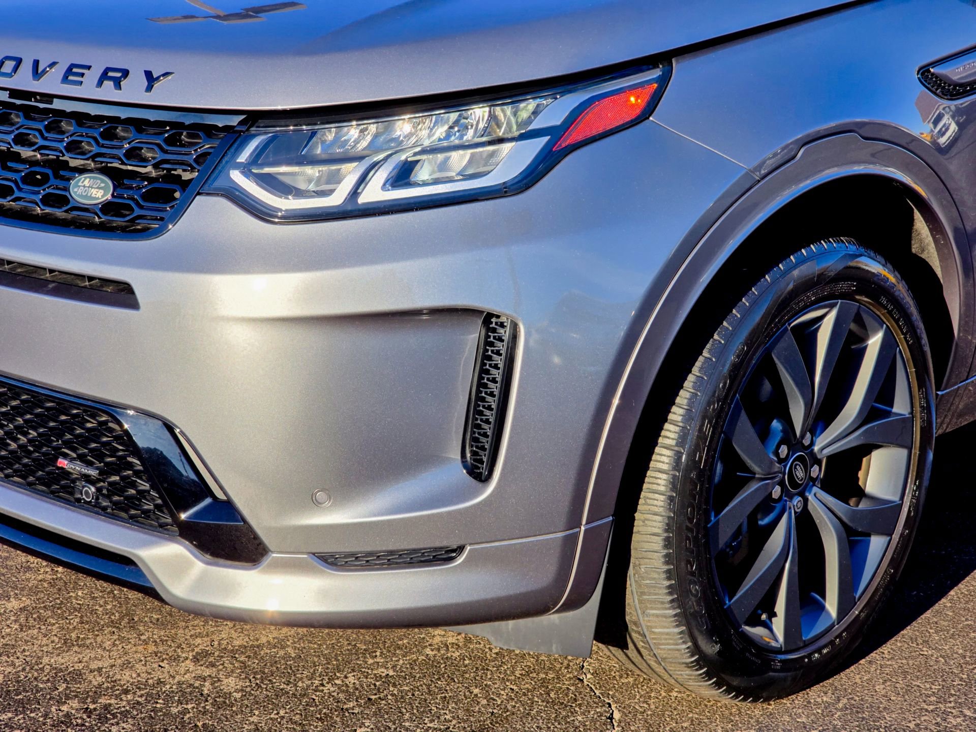 Used 2023 Land Rover Discovery Sport S R-Dynamic image 4