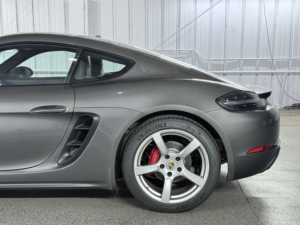 Used 2018 Porsche 718 Cayman S w/ Sport Chrono Package image 13