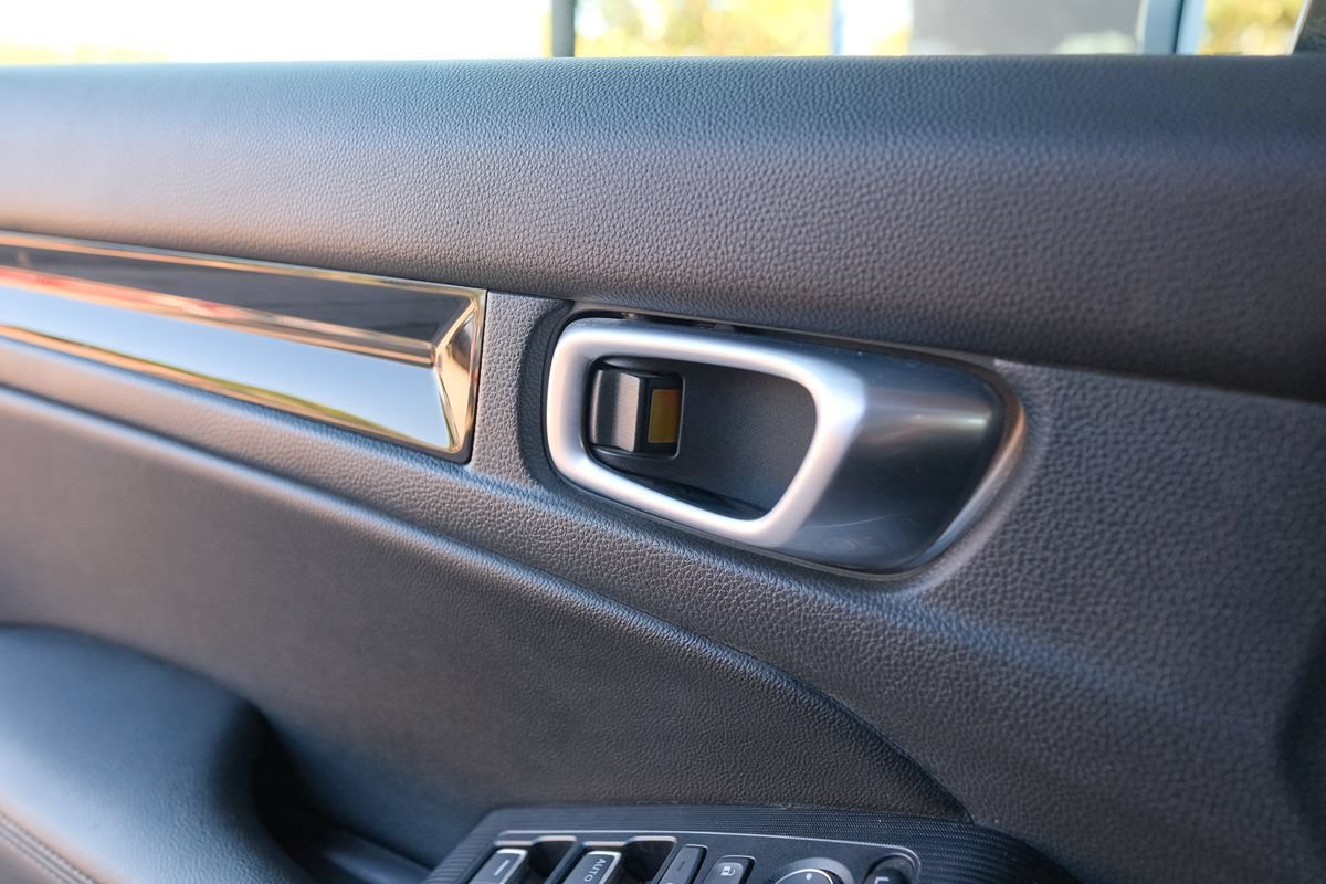 Used 2023 Honda Civic Sport Touring image 13