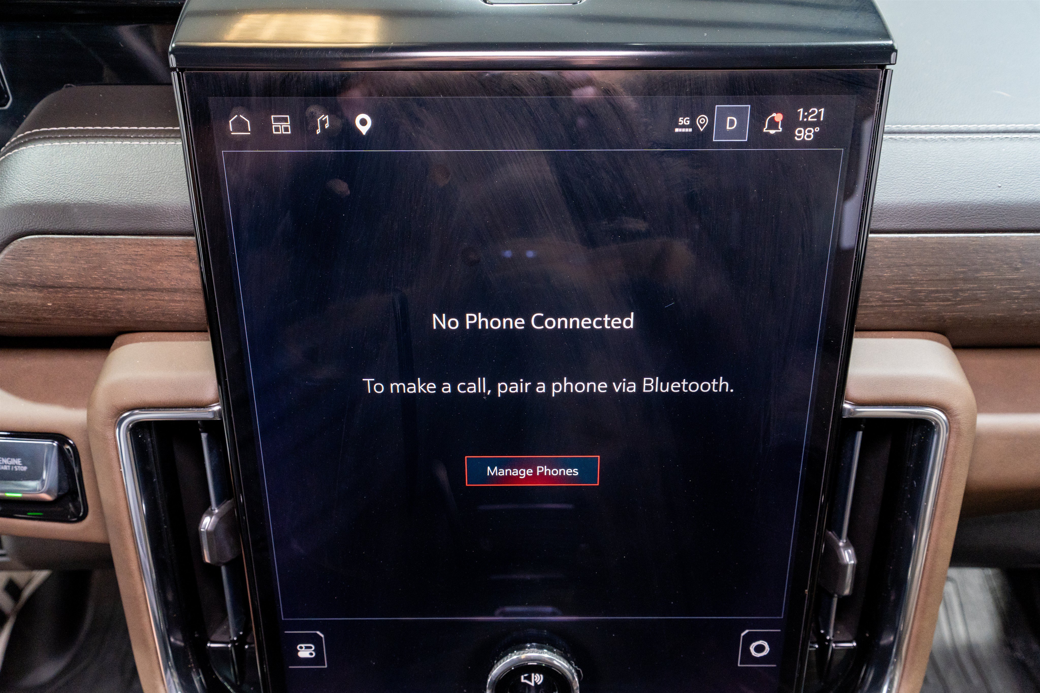 Used 2026 GMC Yukon Denali Ultimate w/ LPO, Floor Liner Package AWD/4WD image 23