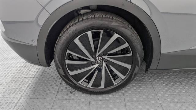 Used 2024 Volkswagen ID.4 S RWD image 33