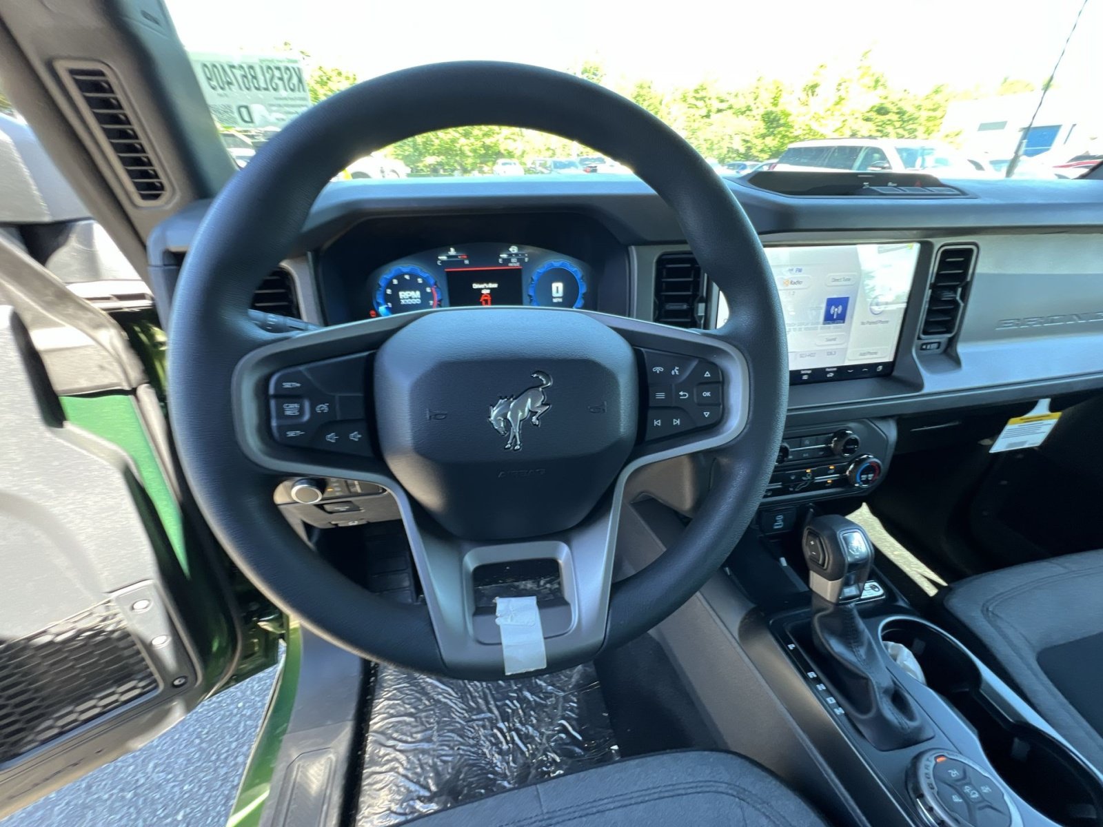 New 2025 Ford Bronco 4-Door AWD/4WD image 24