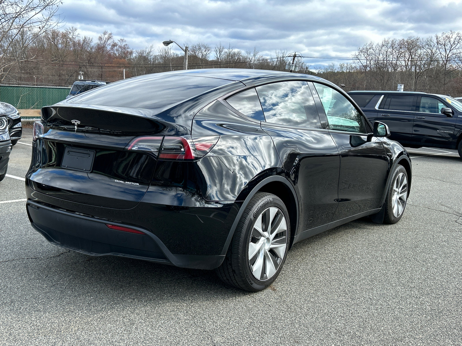 Used 2023 Tesla Model Y Long Range image 2