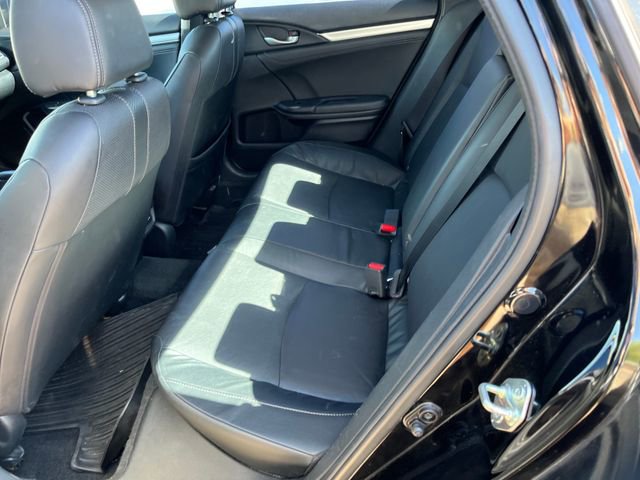 Used 2016 Honda Civic Touring image 3