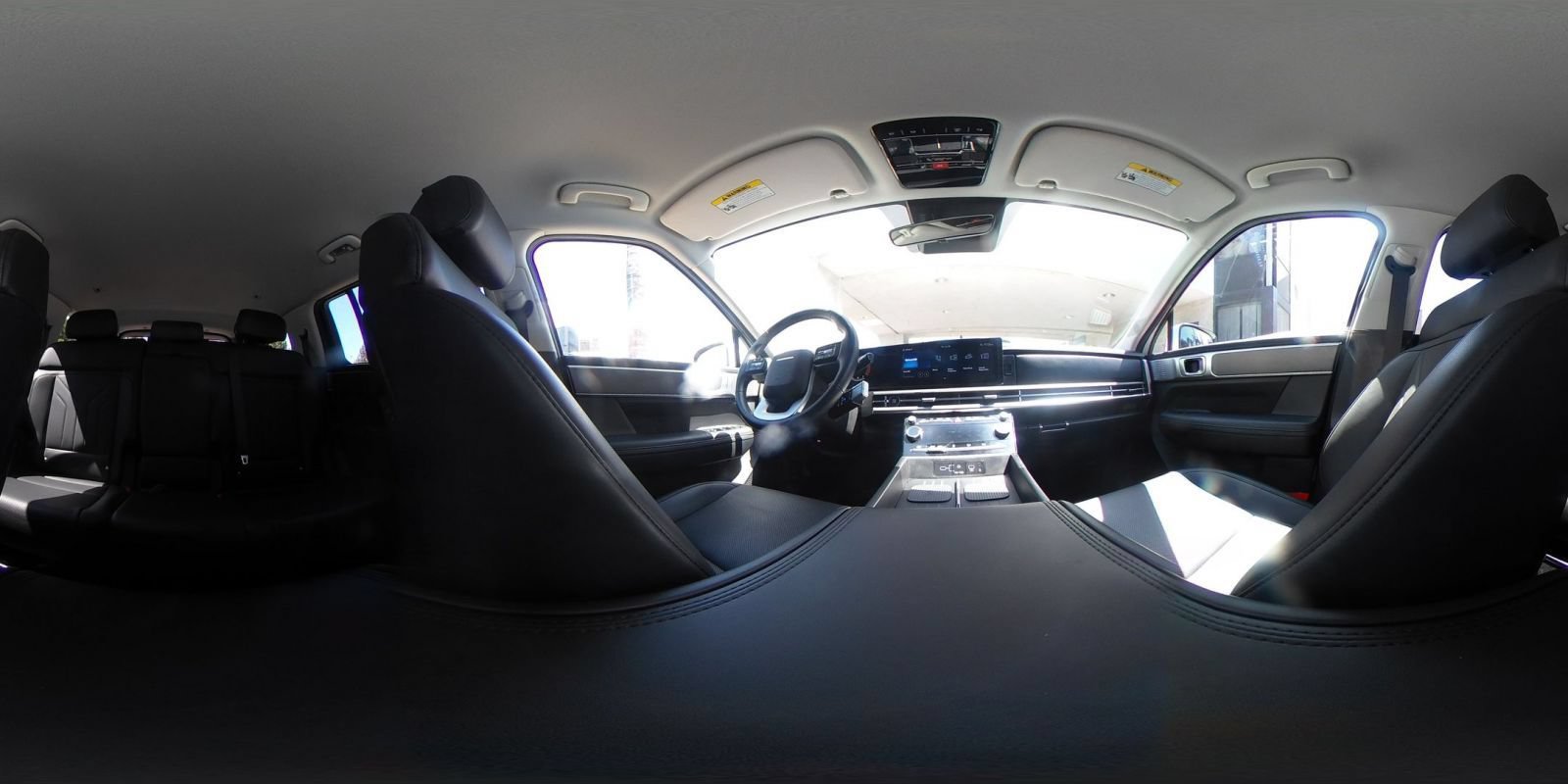 Used 2025 Hyundai Santa Fe SEL FWD image 40