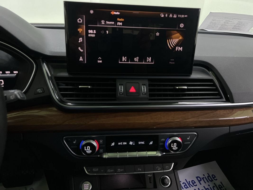 Used 2023 Audi Q5 2.0T Premium Plus w/ Premium Plus Package AWD/4WD image 21