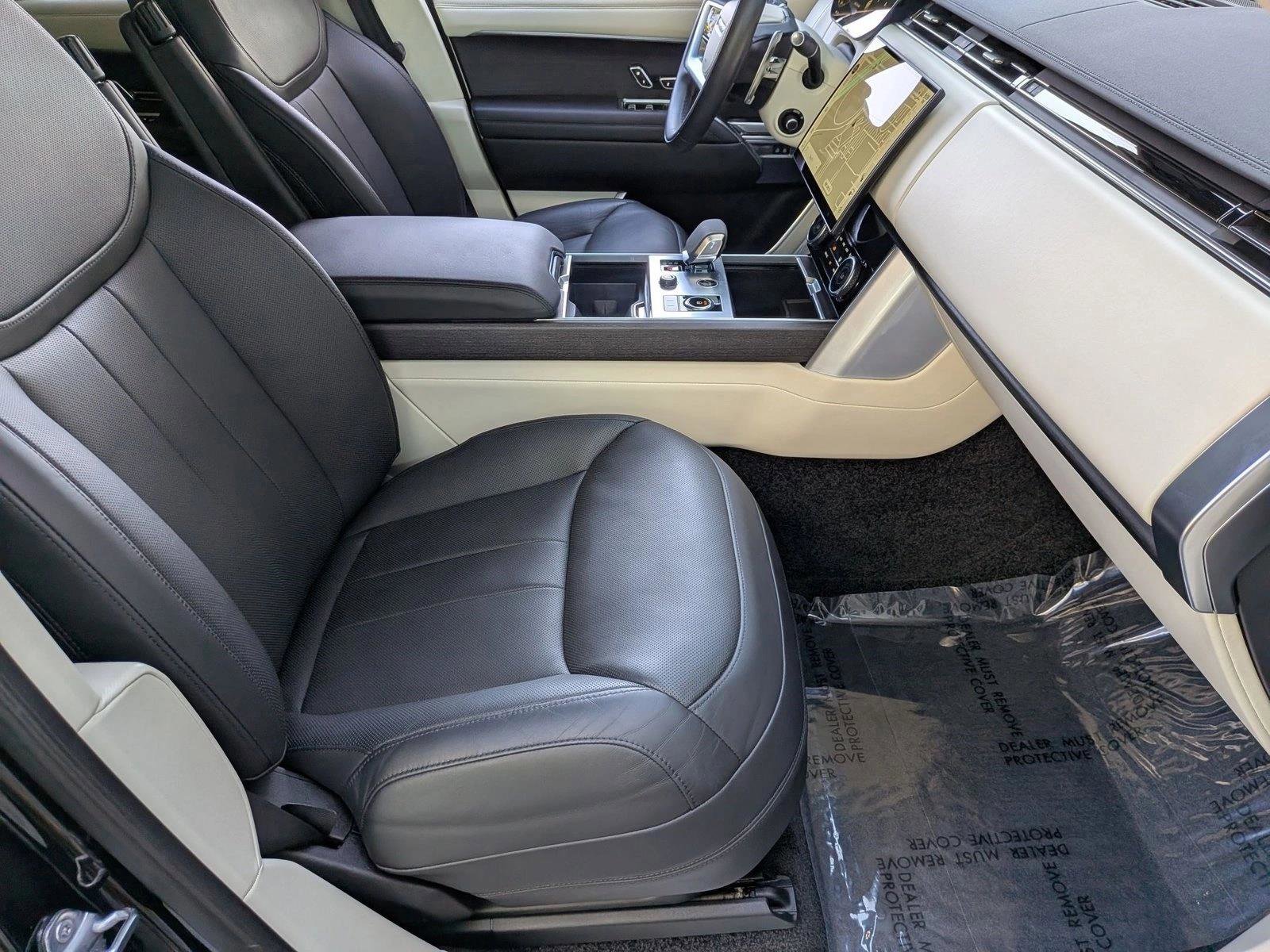 Certified 2023 Land Rover Range Rover SE AWD/4WD image 22