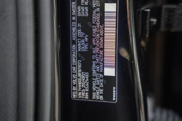 Certified 2024 Volvo XC60 T8 Ultimate w/ Protection Package Premier AWD/4WD image 38