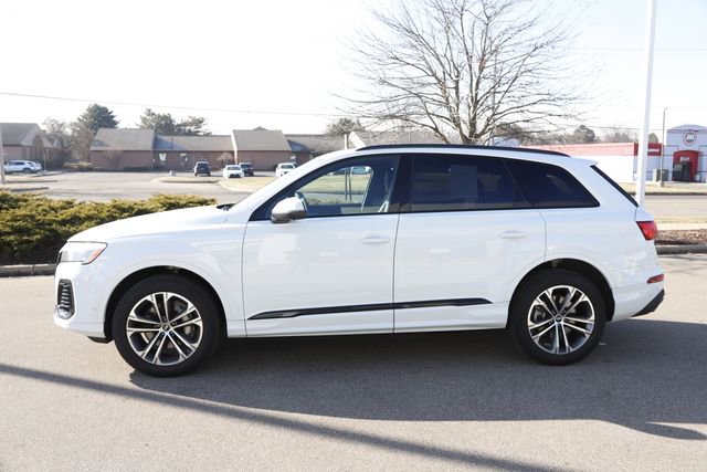 Used 2025 Audi Q7 2.0T Premium w/ Convenience Plus Package AWD/4WD image 8
