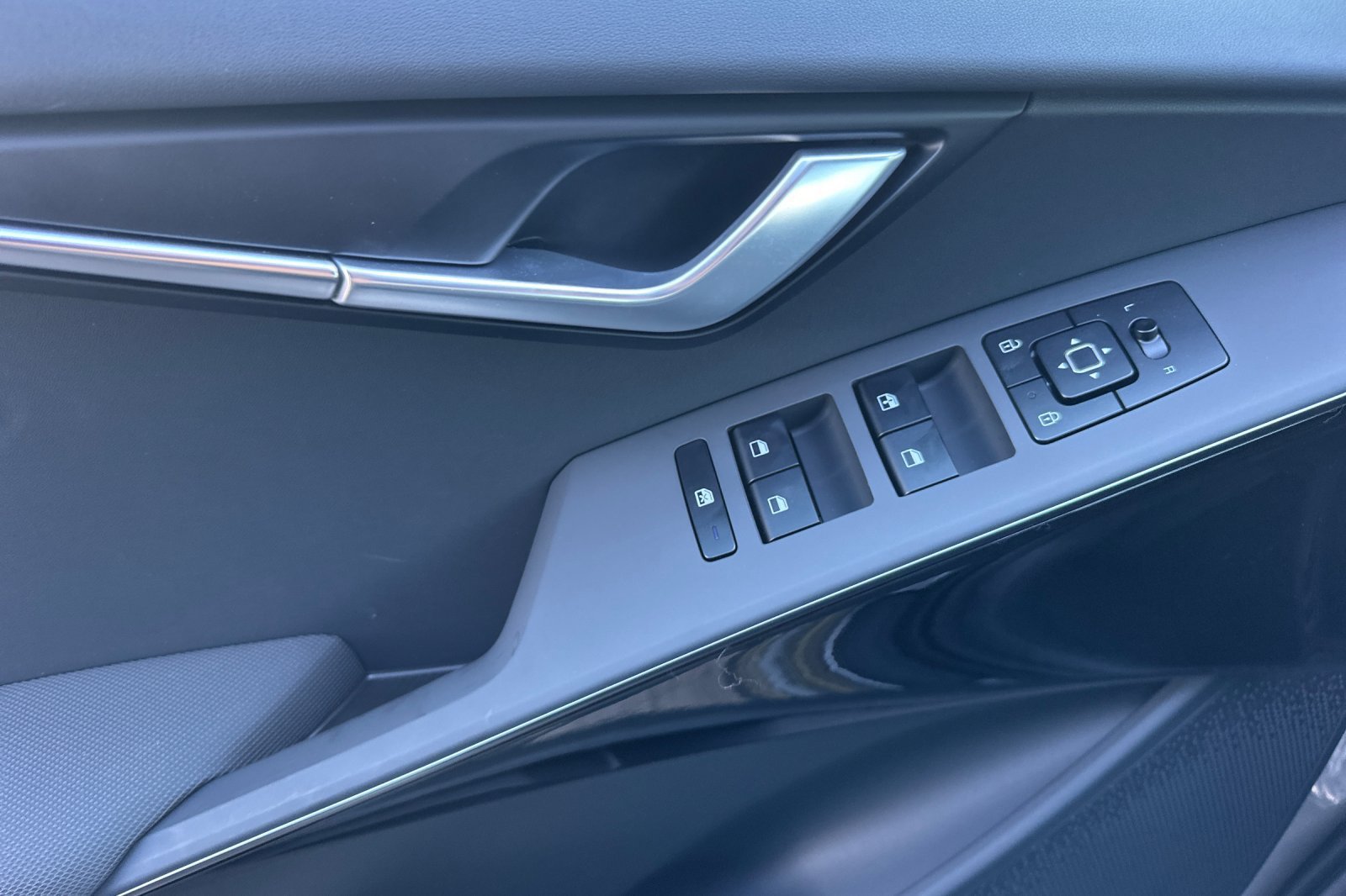 New 2026 Kia Niro Wind FWD image 11