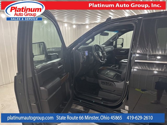 Used 2022 Chevrolet Silverado 2500 High Country w/ Z71 Off-Road Package image 10