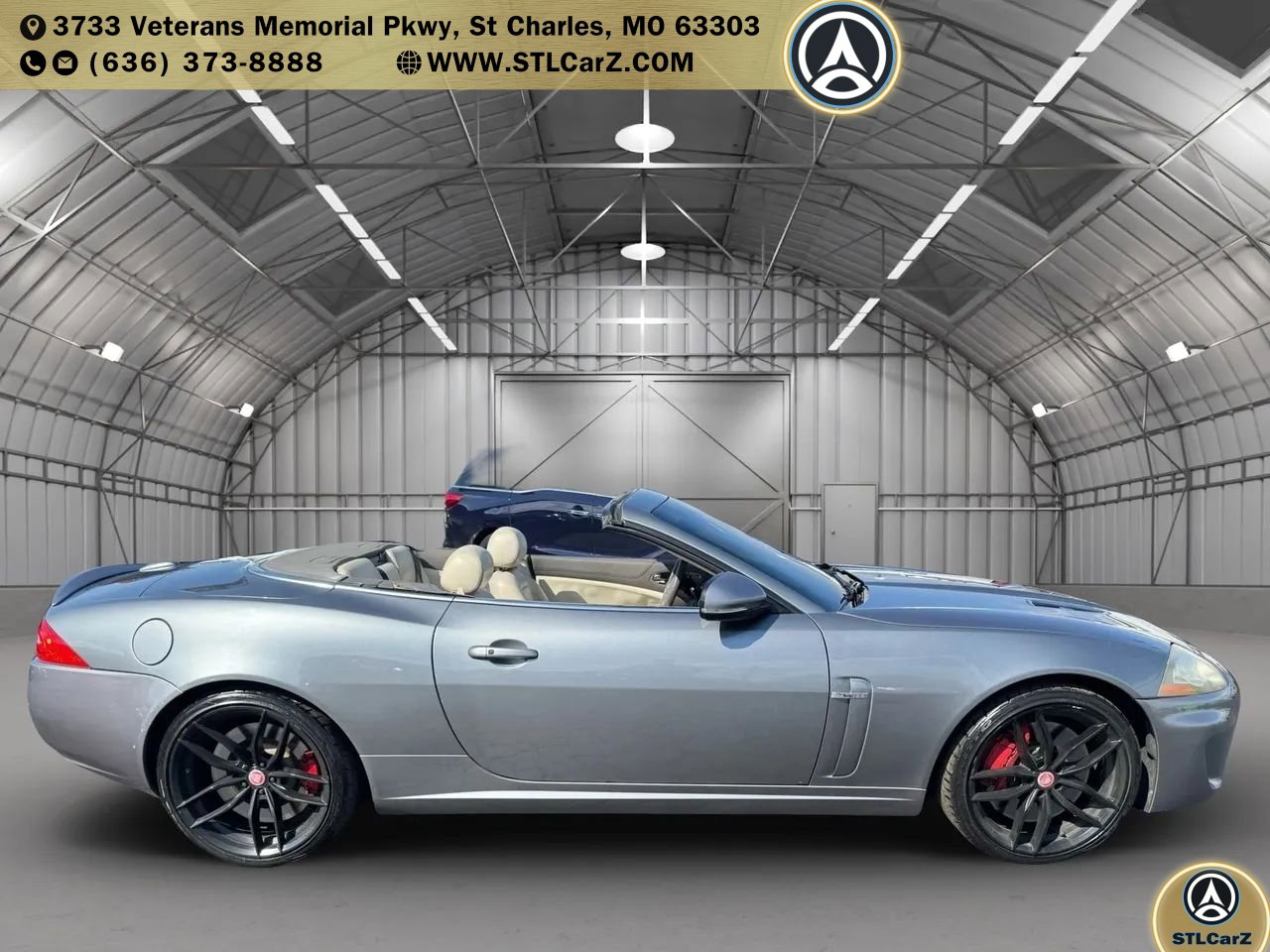 Used 2010 Jaguar XKR Convertible image 2