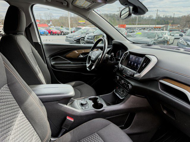Used 2020 GMC Terrain SLE w/ Driver Convenience Package image 15