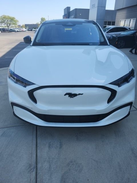 New 2025 Ford Mustang Mach-E Premium image 3