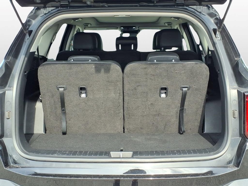 Used 2025 Kia Sorento S w/ Panoramic Sunroof Package FWD image 10