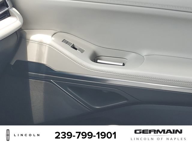 New 2026 Lincoln Navigator L Premier AWD/4WD image 27