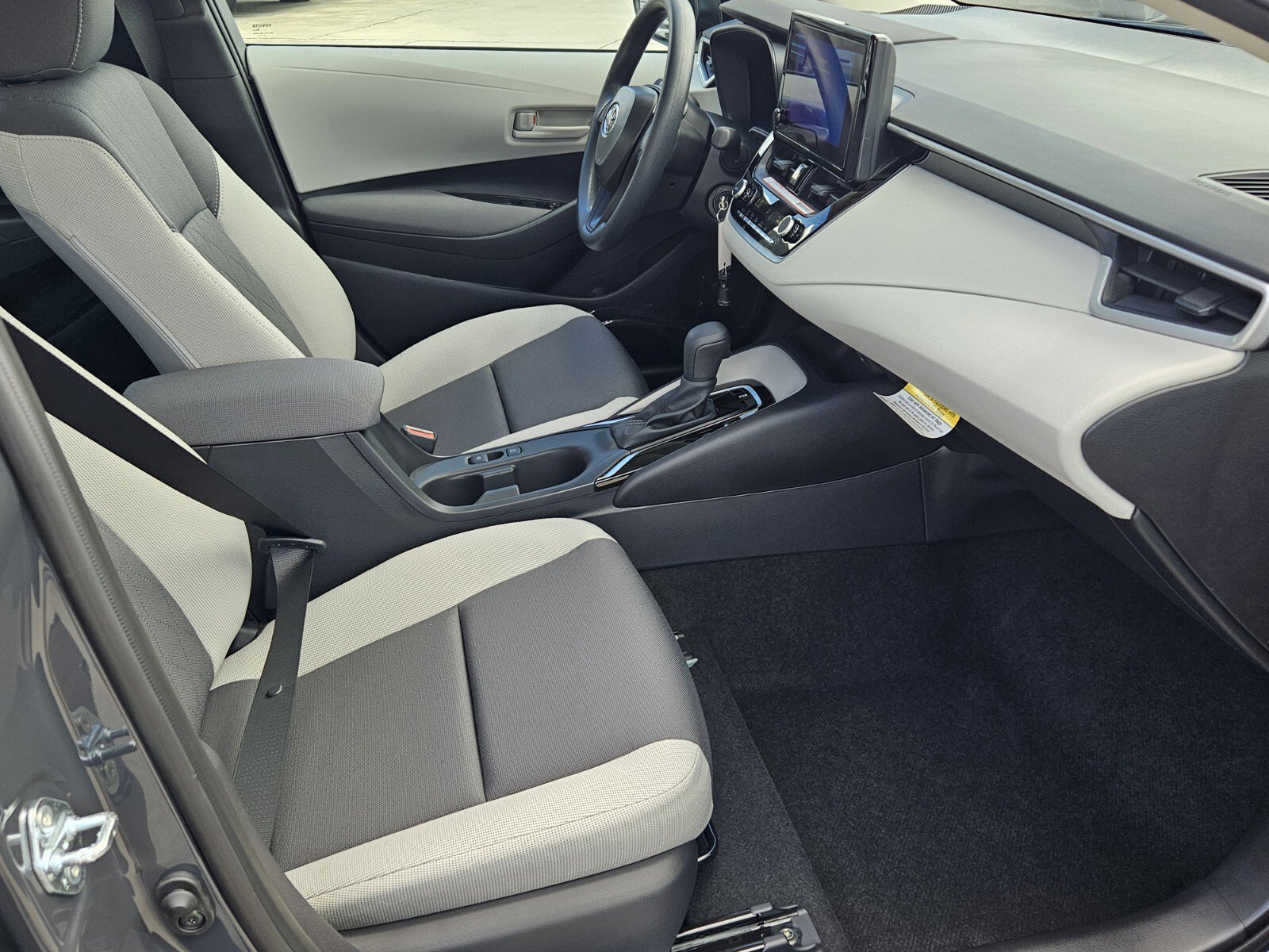 New 2026 Toyota Corolla LE image 10