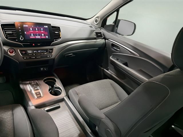 Used 2023 Honda Ridgeline Sport image 27