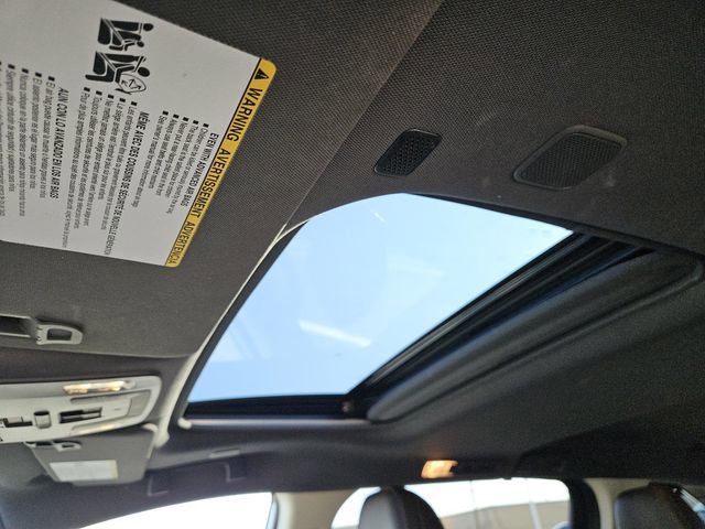 Used 2022 Toyota Sienna Platinum image 29