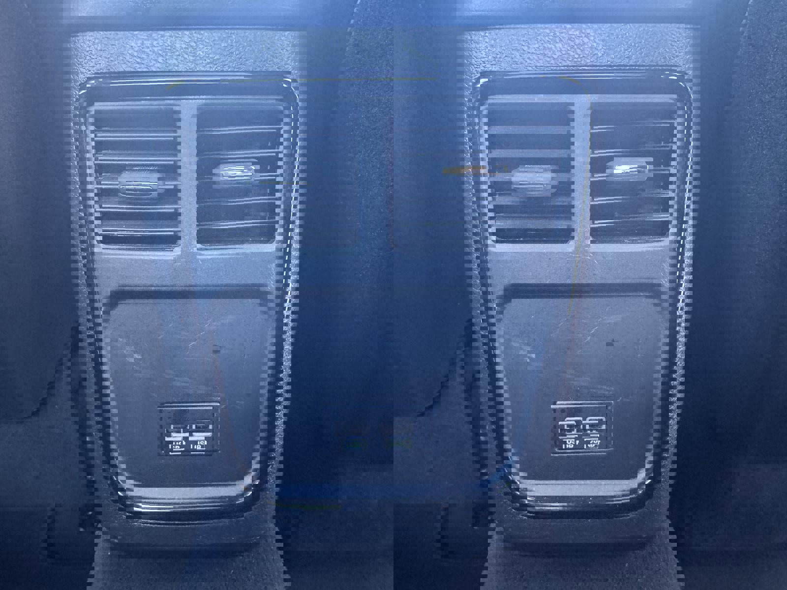 Used 2023 Chrysler 300 S image 28