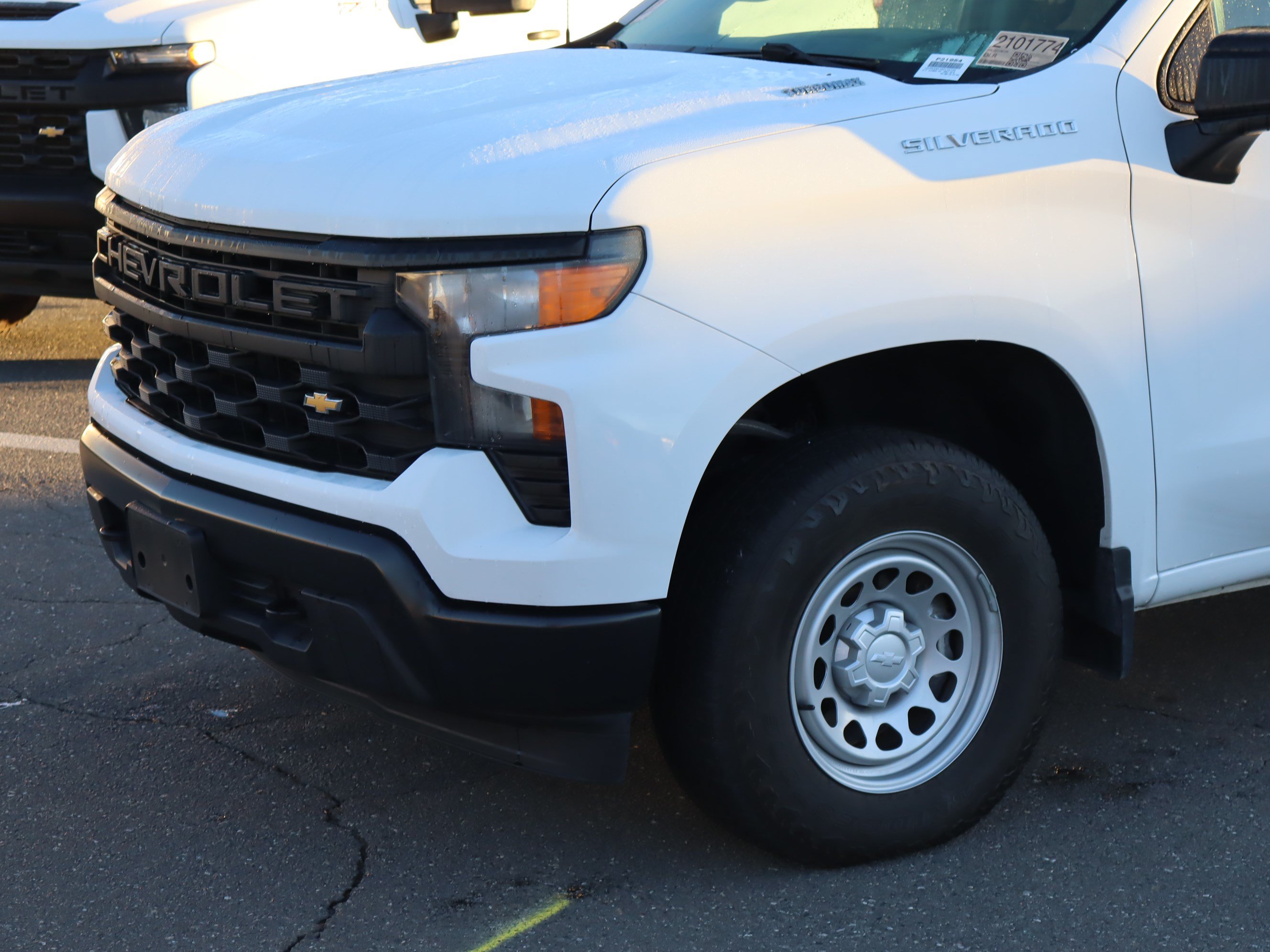 Used 2025 Chevrolet Silverado 1500 W/T w/ WT Value Package AWD/4WD image 7